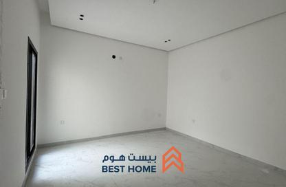 فيلا - 4 غرف نوم - 5 حمامات للبيع في مدينة حمد - المحافظة الشمالية