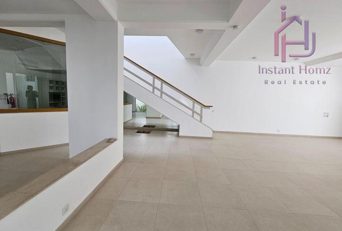 986919 - Property Image 2