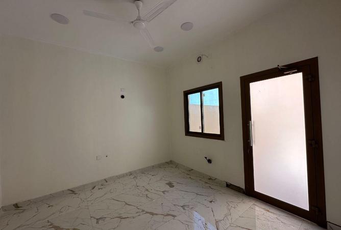 993076 - Property Image 2