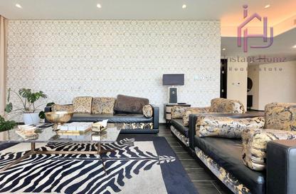 Apartment - 2 Bedrooms - 3 Bathrooms for rent in Bahrain Bay - Capital Governorate