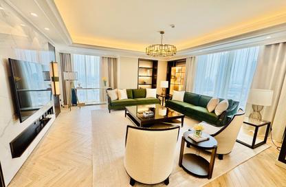 Apartment - 3 Bedrooms - 5 Bathrooms for rent in Seef - Capital Governorate