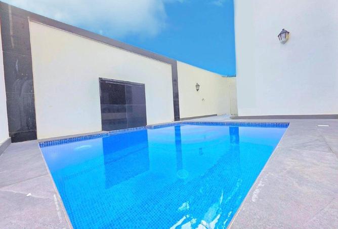 995499 - Property Image 3