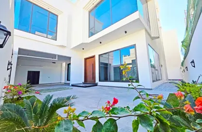 Villa - 4 Bedrooms - 5 Bathrooms for sale in Saar - Northern Governorate