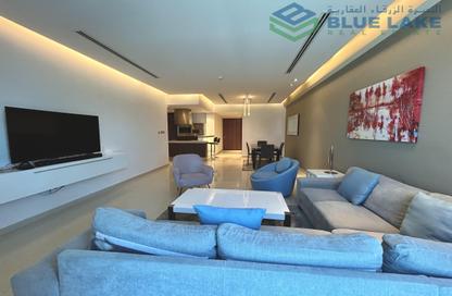 Apartment - 2 Bedrooms - 3 Bathrooms for rent in Reef Island - Capital Governorate
