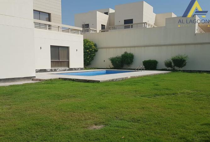 977830 - Property Image 3