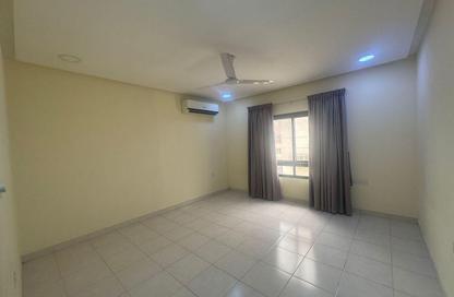 Apartment - 2 Bedrooms - 2 Bathrooms for rent in Tubli - Central Governorate