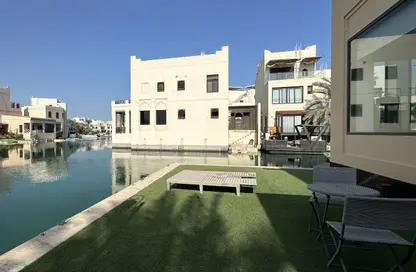 Villa - 4 Bedrooms - 6 Bathrooms for sale in Al Marsa Floating City - Amwaj Islands - Muharraq Governorate
