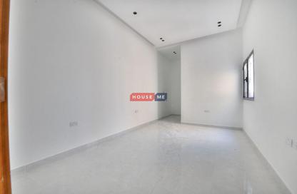 Villa - 4 Bedrooms - 5 Bathrooms for sale in Karzakkan - Northern Governorate