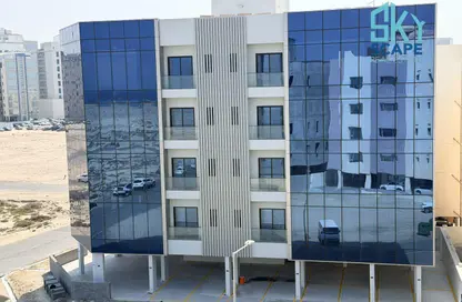 Office Space - Studio - 4 Bathrooms for rent in Seef - Capital Governorate