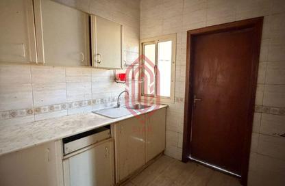 Apartment - 2 Bedrooms - 2 Bathrooms for rent in Salmaniya - Manama - Capital Governorate
