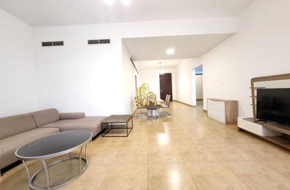 Apartment - 2 Bedrooms - 2 Bathrooms for rent in Janabiya - Northern Governorate