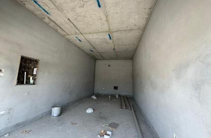 Shop - Studio for rent in Dumistan - Northern Governorate