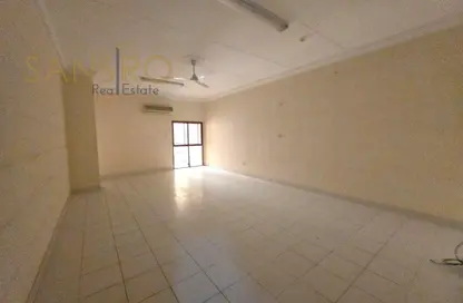 Office Space - 2 Bedrooms - 2 Bathrooms for rent in Gufool - Manama - Capital Governorate Office Space - 2 Bedrooms - 2 Bathrooms for rent in Gufool - Manama - Capital Governorate
