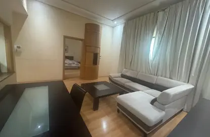 Apartment - 1 Bedroom - 1 Bathroom for rent in Al Juffair - Capital Governorate