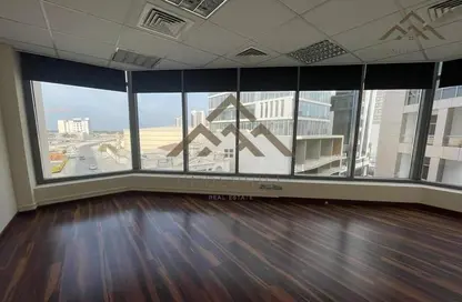 Office Space - Studio - 2 Bathrooms for rent in Seef - Capital Governorate