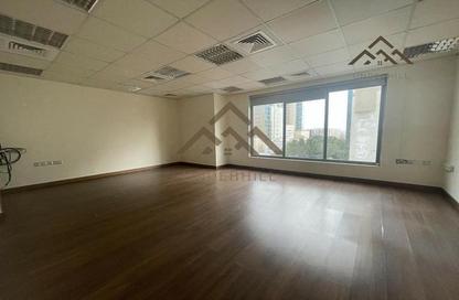 Office Space - Studio - 2 Bathrooms for rent in Seef - Capital Governorate