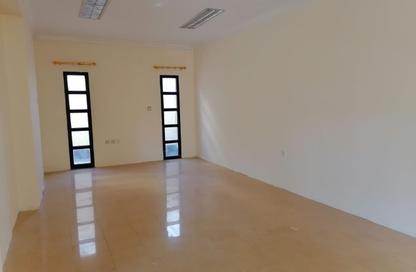 Villa - 4 - 4 for rent in Gudaibiya - Manama - Capital Governorate Villa - 4 - 4 for rent in Gudaibiya - Manama - Capital Governorate