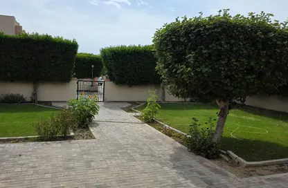 فيلا - 4 غرف نوم - 5 حمامات للايجار في الجنبية - المحافظة الشمالية