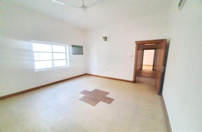 Apartment - 2 Bedrooms - 2 Bathrooms for rent in Tubli - Central Governorate