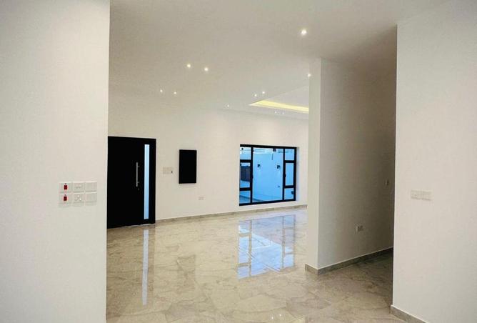 54205920 - Property Image 2