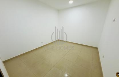 Warehouse - Studio - 1 for rent in Hidd - Muharraq Governorate