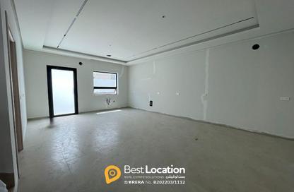 Villa - 4 - 5 for sale in Nuwaidrat - Central Governorate