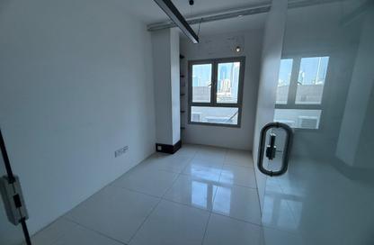 Office Space - Studio - 2 for rent in Seef - Capital Governorate