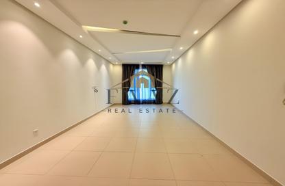 Apartment - 2 Bedrooms - 2 Bathrooms for rent in Al Burhama - Manama - Capital Governorate