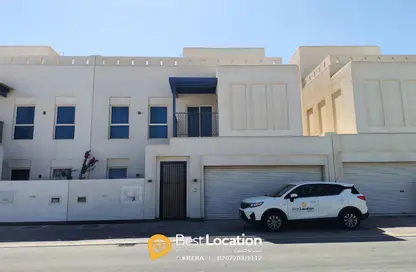 فيلا - 4 غرف نوم - 4 حمامات للبيع في ديرة العيون - ديار المحرق - المحرق