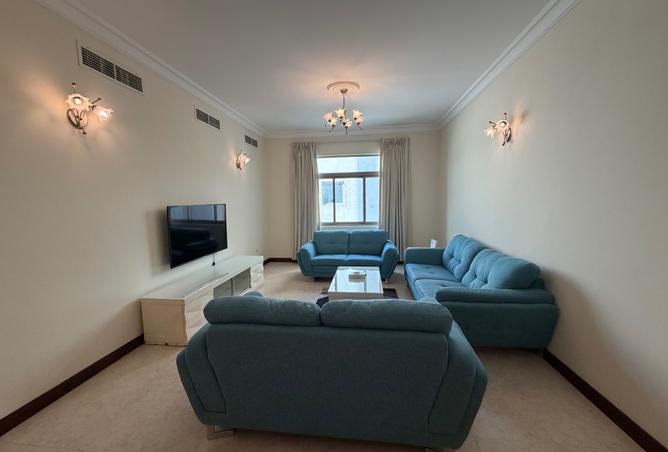 988590 - Property Main Image