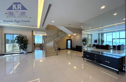 Apartment - 4 - 5 for sale in Al Juffair - Capital Governorate