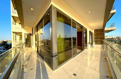 Apartment - 2 Bedrooms - 3 Bathrooms for rent in Reef Island - Capital Governorate