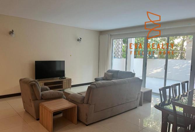 998573 - Property Image 2