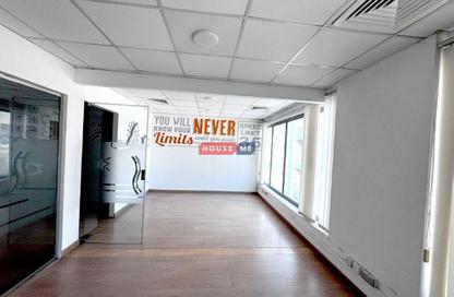 Office Space - 4 Bedrooms - 2 Bathrooms for rent in Seef - Capital Governorate