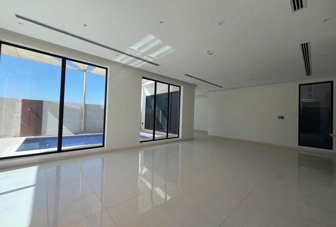 52753320 - Property Image 3