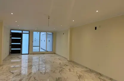 Villa - 4 Bedrooms - 5 Bathrooms for rent in Riffa - Southern Governorate