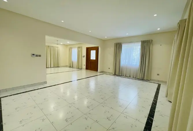 57995876 - Property Image 2