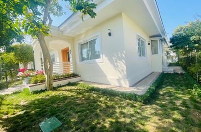 Villa - 3 - 4 for rent in Salihiya - Manama - Capital Governorate Villa - 3 - 4 for rent in Salihiya - Manama - Capital Governorate