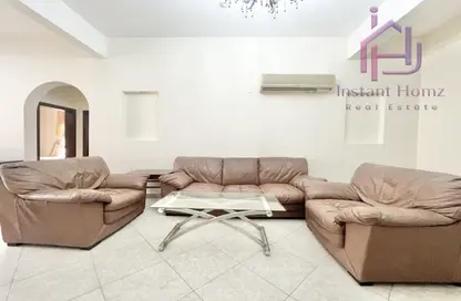 Apartment - 2 Bedrooms - 2 Bathrooms for rent in Janabiya - Northern Governorate
