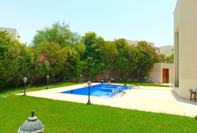 2OZzuUCVcem - Property Image 2