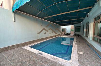 عمارة بالكامل - استوديو - 8 حمامات للبيع في الجفير - محافظة العاصمة