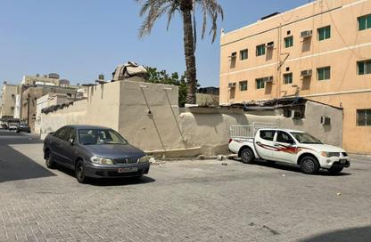 Villa - 2 - 2 for sale in Riffa Al Sharqi - Riffa - Southern Governorate