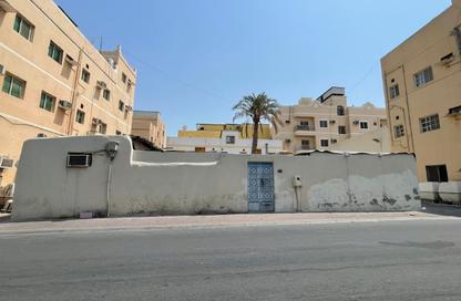 Villa - 2 - 2 for sale in Riffa Al Sharqi - Riffa - Southern Governorate Villa - 2 - 2 for sale in Riffa Al Sharqi - Riffa - Southern Governorate