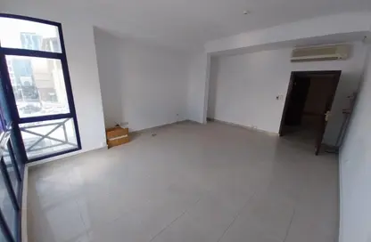 Office Space - 2 Bedrooms - 2 Bathrooms for rent in Seef - Capital Governorate