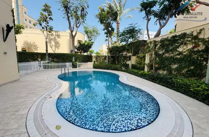 Villa - 4 Bedrooms - 6 Bathrooms for rent in Um Al Hasam - Manama - Capital Governorate