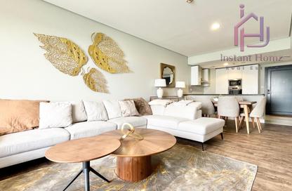 Apartment - 1 Bedroom - 2 Bathrooms for rent in Reef Island - Capital Governorate Apartment - 1 Bedroom - 2 Bathrooms for rent in Reef Island - Capital Governorate
