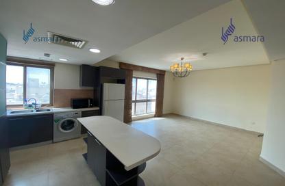Apartment - 2 Bedrooms - 2 Bathrooms for rent in Galali - Muharraq Governorate