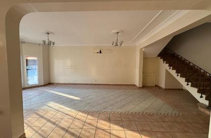 Villa - 4 - 4 for rent in Hidd - Muharraq Governorate