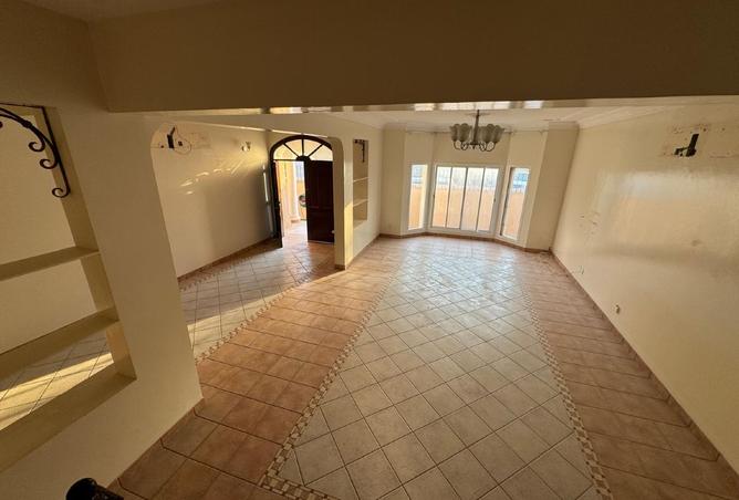 57038661 - Property Main Image
