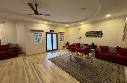 Villa - 7+ Bedrooms - 7+ Bathrooms for sale in Jid Ali - Central Governorate Villa - 7+ Bedrooms - 7+ Bathrooms for sale in Jid Ali - Central Governorate